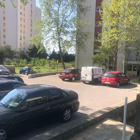 Apartment Ura غييكا المظهر الخارجي الصورة