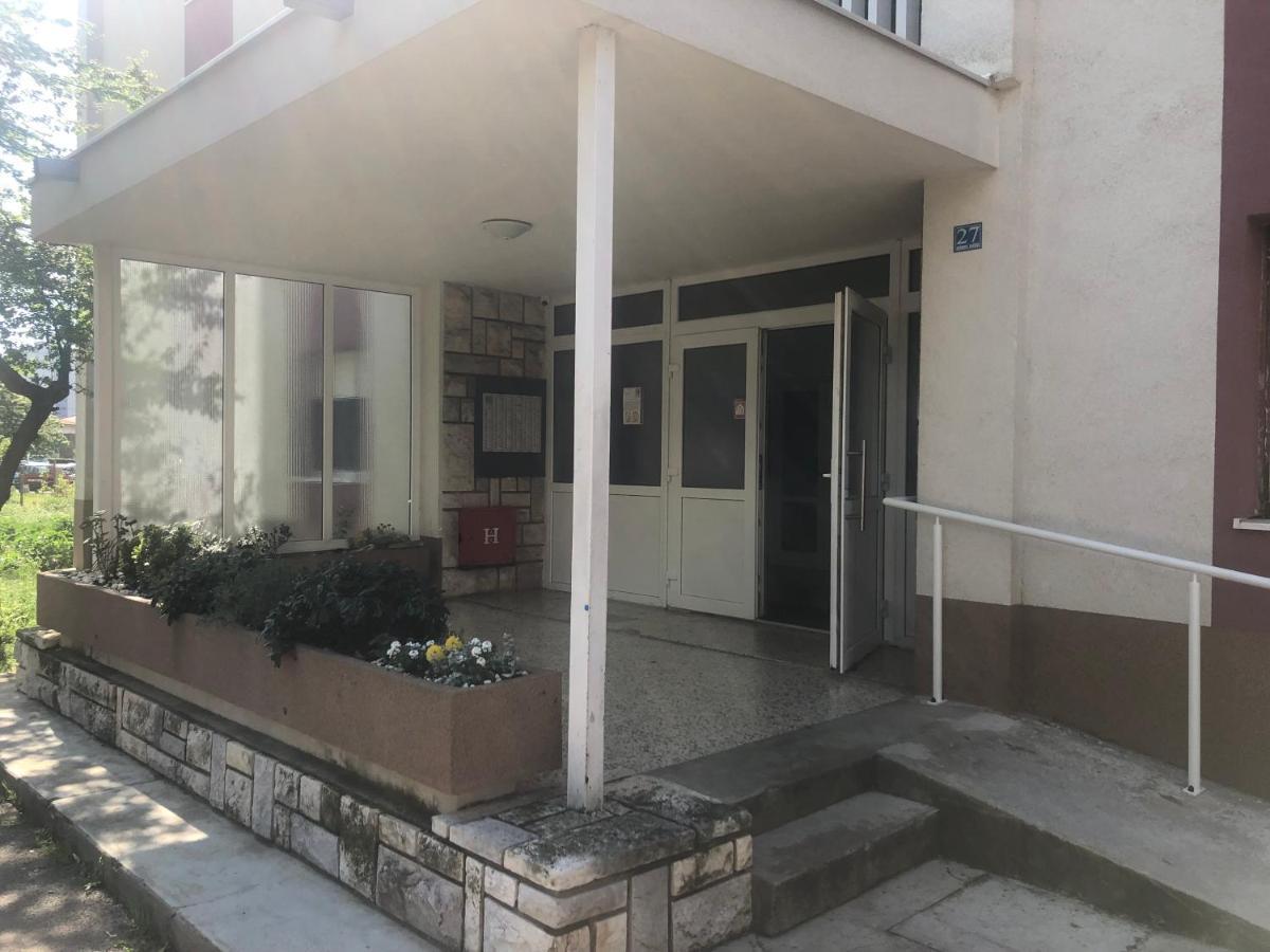 Apartment Ura غييكا المظهر الخارجي الصورة